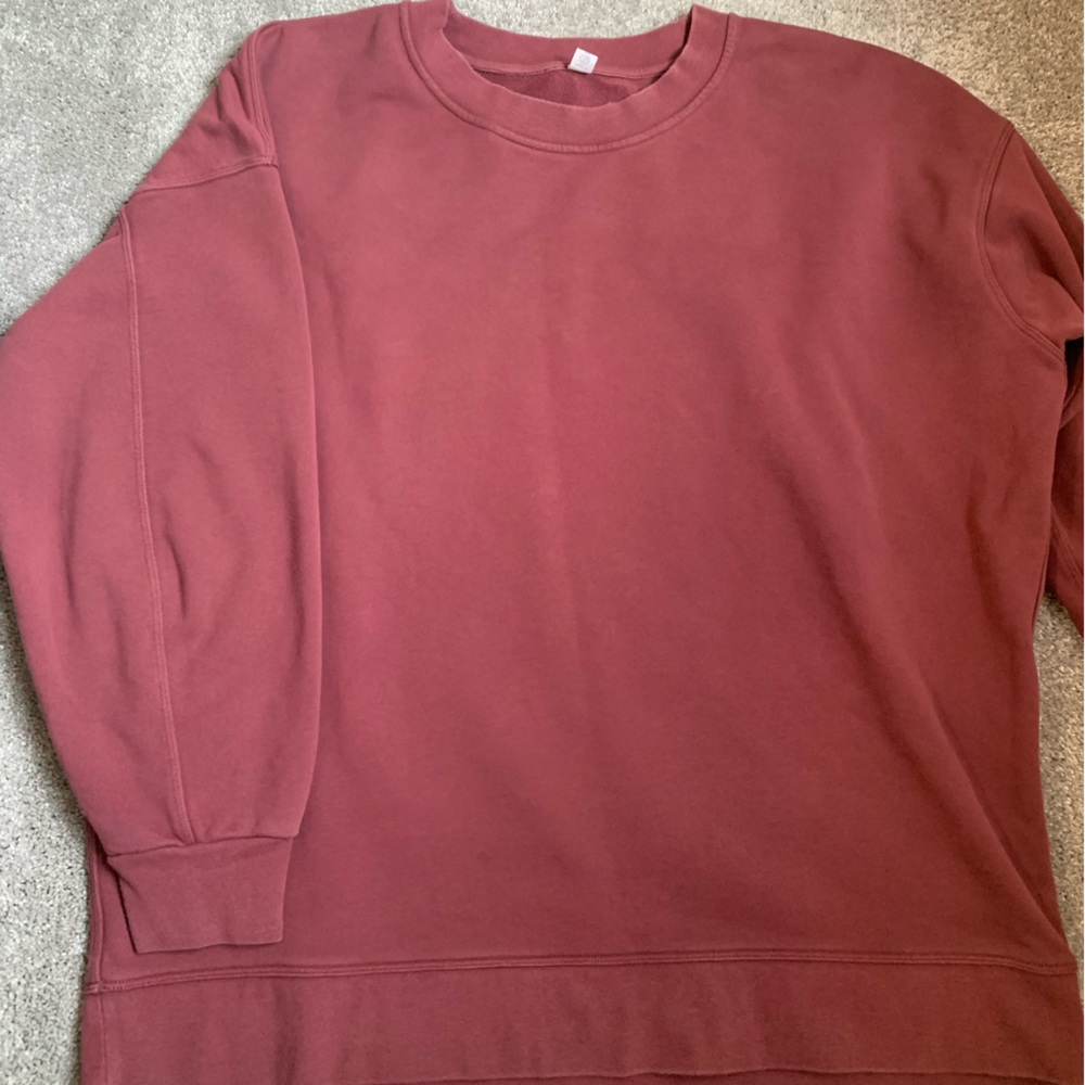 Lululemon perfectly oversized crew